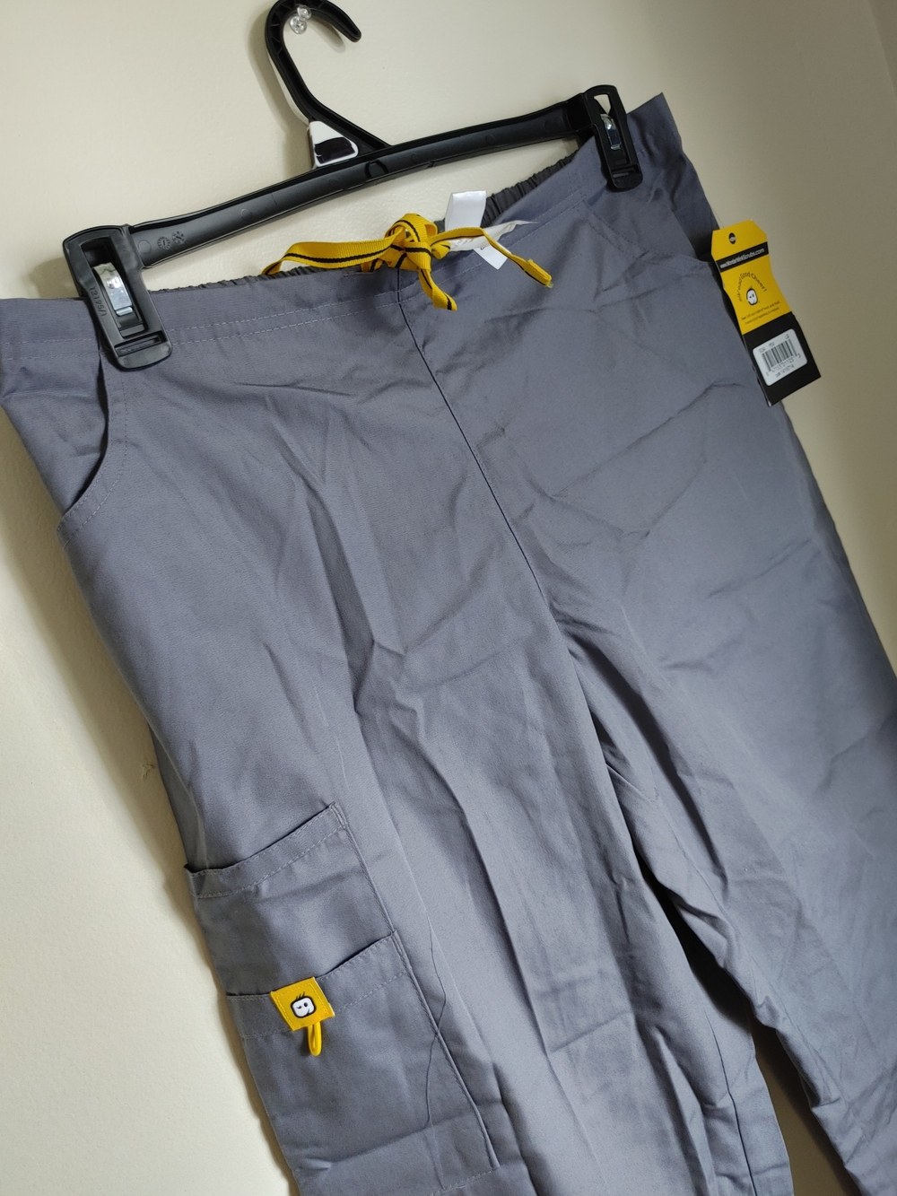 WonderWink Men's Gray Cargo Scrub Pants with Yellow Drawstring